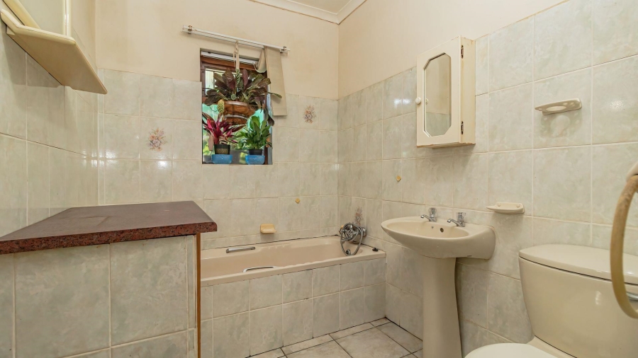 6 Bedroom Property for Sale in Tergniet Western Cape